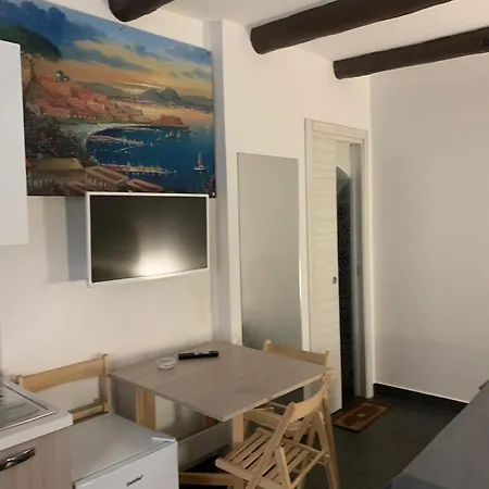 Viky House Chiaia Naples